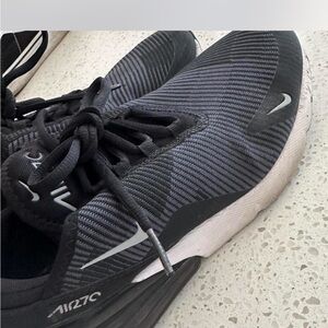 Nike Air Zoom Black Woman/youth 7/5.5 Shoes